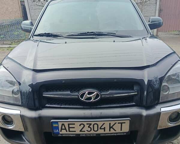 Зеленый Хендай Туксон, объемом двигателя 2 л и пробегом 108 тыс. км за 8700 $, фото 11 на Automoto.ua