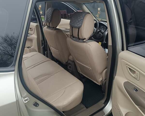 Зелений Хендай Туксон, об'ємом двигуна 1.98 л та пробігом 132 тис. км за 8300 $, фото 8 на Automoto.ua