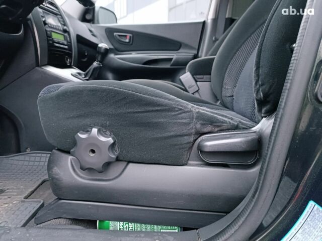 Зеленый Хендай Туксон, объемом двигателя 2 л и пробегом 223 тыс. км за 7290 $, фото 25 на Automoto.ua