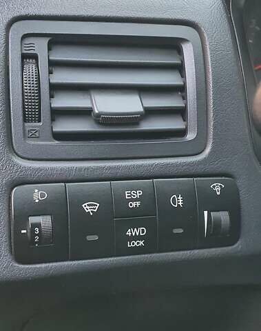 Зеленый Хендай Туксон, объемом двигателя 2 л и пробегом 115 тыс. км за 8500 $, фото 57 на Automoto.ua