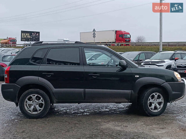 Зеленый Хендай Туксон, объемом двигателя 2 л и пробегом 223 тыс. км за 7290 $, фото 13 на Automoto.ua