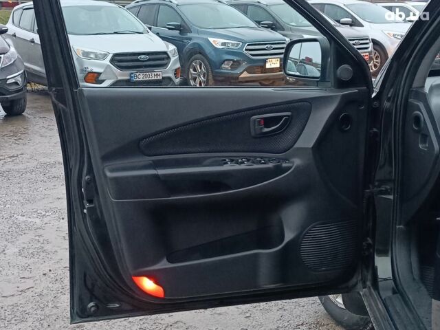 Зеленый Хендай Туксон, объемом двигателя 2 л и пробегом 223 тыс. км за 7290 $, фото 17 на Automoto.ua