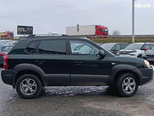 Зеленый Хендай Туксон, объемом двигателя 2 л и пробегом 223 тыс. км за 7290 $, фото 11 на Automoto.ua