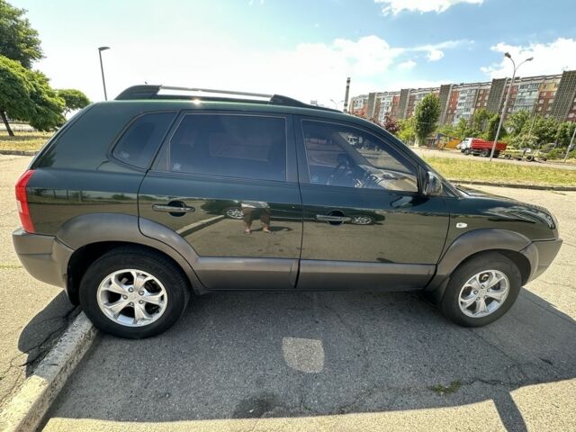 Зелений Хендай Туксон, об'ємом двигуна 2.7 л та пробігом 187 тис. км за 8500 $, фото 2 на Automoto.ua