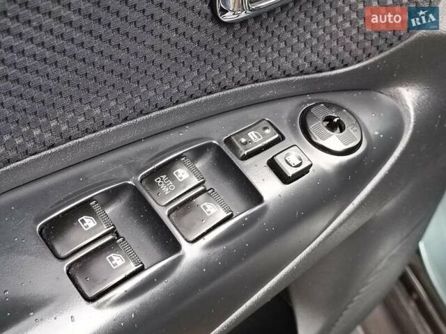 Зеленый Хендай Туксон, объемом двигателя 2 л и пробегом 146 тыс. км за 10990 $, фото 20 на Automoto.ua