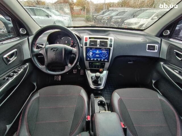 Хендай Туксон 2011 у Харкові на Automoto.ua Зелений Хендай Туксон, об'ємом двигуна 2 л та пробігом 146 тис. км за 10990 $, фото 12 на Automoto.ua