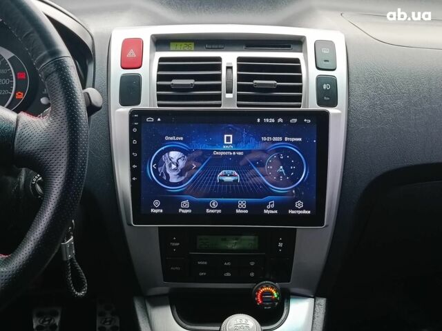 Хендай Туксон 2011 у Харкові на Automoto.ua Зелений Хендай Туксон, об'ємом двигуна 2 л та пробігом 146 тис. км за 10990 $, фото 14 на Automoto.ua