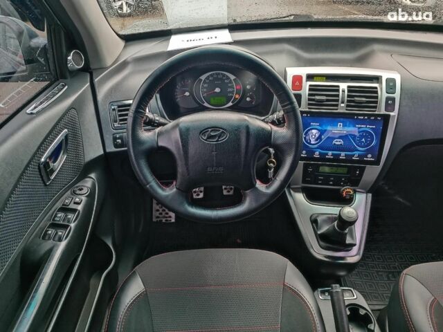 Хендай Туксон 2011 у Харкові на Automoto.ua Зелений Хендай Туксон, об'ємом двигуна 2 л та пробігом 146 тис. км за 10990 $, фото 13 на Automoto.ua