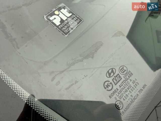 Зелений Хендай Туксон, об'ємом двигуна 2 л та пробігом 65 тис. км за 12250 $, фото 32 на Automoto.ua