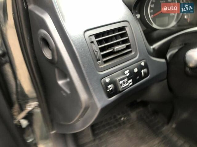 Зеленый Хендай Туксон, объемом двигателя 1.98 л и пробегом 410 тыс. км за 8000 $, фото 7 на Automoto.ua