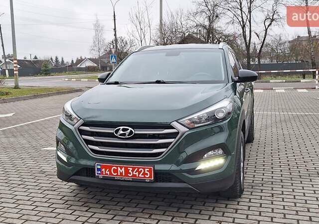 Зелений Хендай Туксон, об'ємом двигуна 2 л та пробігом 218 тис. км за 17300 $, фото 1 на Automoto.ua