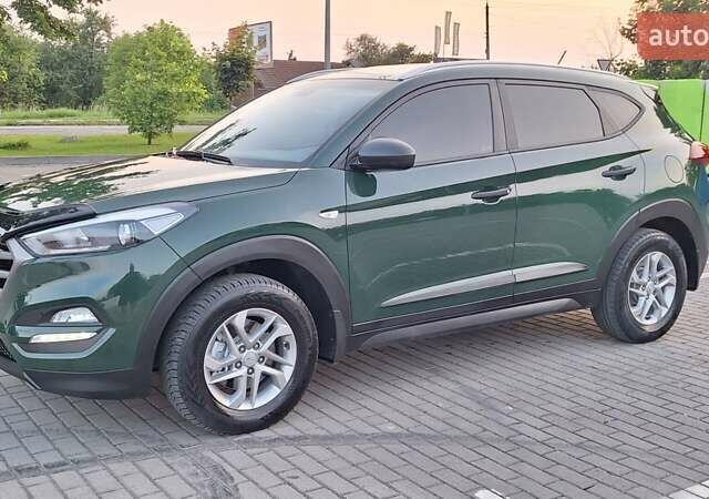 Хендай Туксон 2018 в Коломые на Automoto.ua Зеленый Хендай Туксон, объемом двигателя 2 л и пробегом 211 тыс. км за 16400 $, фото 4 на Automoto.ua