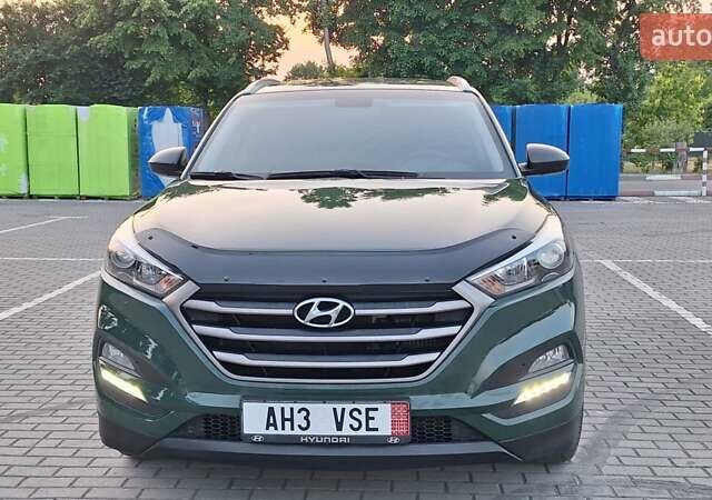 Хендай Туксон 2018 в Коломые на Automoto.ua Зеленый Хендай Туксон, объемом двигателя 2 л и пробегом 211 тыс. км за 16400 $, фото 3 на Automoto.ua