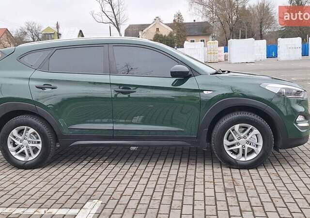 Зелений Хендай Туксон, об'ємом двигуна 2 л та пробігом 218 тис. км за 17300 $, фото 8 на Automoto.ua