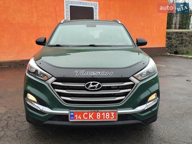 Зеленый Хендай Туксон, объемом двигателя 2 л и пробегом 213 тыс. км за 17900 $, фото 5 на Automoto.ua