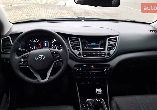Зелений Хендай Туксон, об'ємом двигуна 2 л та пробігом 218 тис. км за 16999 $, фото 19 на Automoto.ua