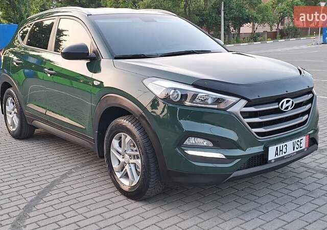 Хендай Туксон 2018 в Коломые на Automoto.ua Зеленый Хендай Туксон, объемом двигателя 2 л и пробегом 211 тыс. км за 16400 $, фото 6 на Automoto.ua