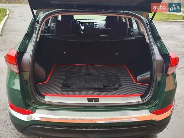 Зеленый Хендай Туксон, объемом двигателя 2 л и пробегом 213 тыс. км за 17900 $, фото 27 на Automoto.ua