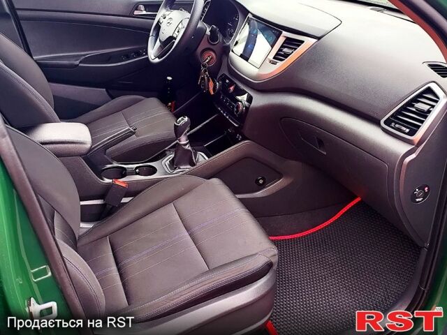 Зеленый Хендай Туксон, объемом двигателя 2 л и пробегом 213 тыс. км за 17900 $, фото 10 на Automoto.ua