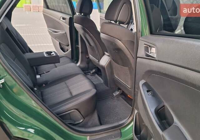 Хендай Туксон 2018 в Коломые на Automoto.ua Зеленый Хендай Туксон, объемом двигателя 2 л и пробегом 211 тыс. км за 16400 $, фото 28 на Automoto.ua
