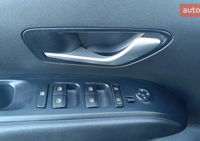 Зеленый Хендай Туксон, объемом двигателя 2 л и пробегом 81 тыс. км за 24726 $, фото 13 на Automoto.ua