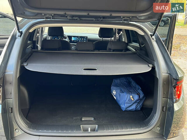 Хендай Туксон 2024 у Києві на Automoto.ua Зелений Хендай Туксон, об'ємом двигуна 2 л та пробігом 38 тис. км за 25500 $, фото 47 на Automoto.ua