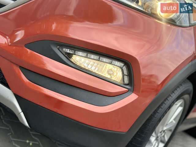 Хендай Туксон 2016 в Владимир-Волынский на Automoto.ua Оранжевый Хендай Туксон, объемом двигателя 2 л и пробегом 144 тыс. км за 13000 $, фото 27 на Automoto.ua