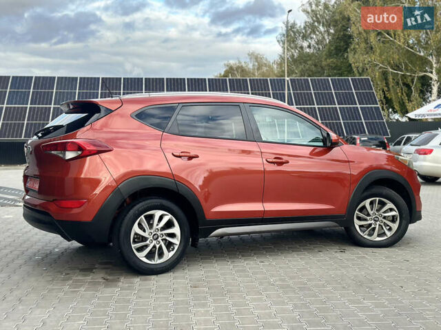 Хендай Туксон 2016 в Владимир-Волынский на Automoto.ua Оранжевый Хендай Туксон, объемом двигателя 2 л и пробегом 144 тыс. км за 13000 $, фото 20 на Automoto.ua