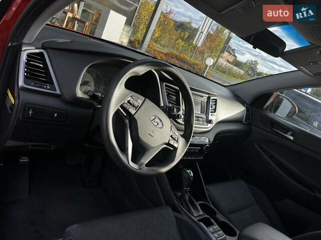 Хендай Туксон 2016 в Владимир-Волынский на Automoto.ua Оранжевый Хендай Туксон, объемом двигателя 2 л и пробегом 144 тыс. км за 13000 $, фото 82 на Automoto.ua