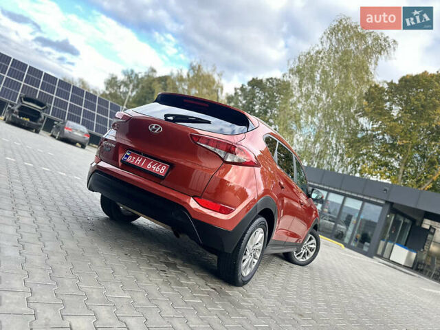 Хендай Туксон 2016 в Владимир-Волынский на Automoto.ua Оранжевый Хендай Туксон, объемом двигателя 2 л и пробегом 144 тыс. км за 13000 $, фото 18 на Automoto.ua
