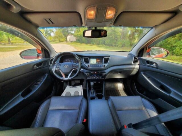 Хендай Туксон 2017 в Одессе на Automoto.ua Оранжевый Хендай Туксон, объемом двигателя 1.6 л и пробегом 63 тыс. км за 7599 $, фото 10 на Automoto.ua