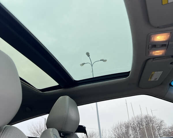 Белый Хендай Велостер, объемом двигателя 1.59 л и пробегом 190 тыс. км за 8600 $, фото 21 на Automoto.ua