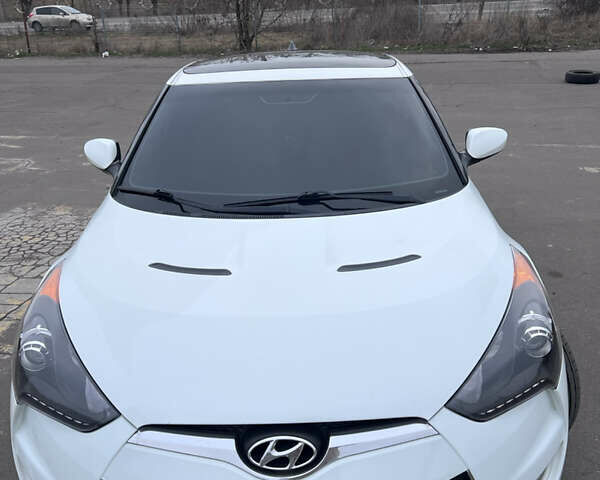 Белый Хендай Велостер, объемом двигателя 1.59 л и пробегом 190 тыс. км за 8600 $, фото 16 на Automoto.ua