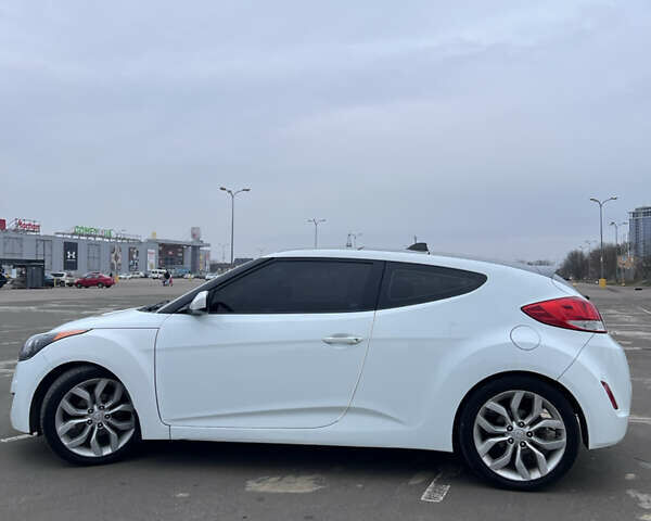 Белый Хендай Велостер, объемом двигателя 1.59 л и пробегом 190 тыс. км за 8600 $, фото 9 на Automoto.ua