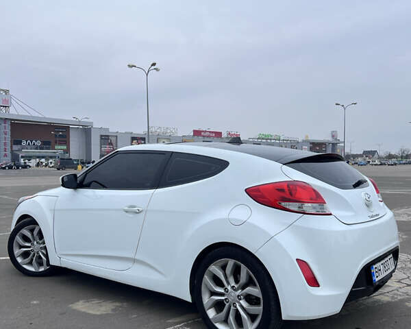 Белый Хендай Велостер, объемом двигателя 1.59 л и пробегом 190 тыс. км за 8600 $, фото 7 на Automoto.ua