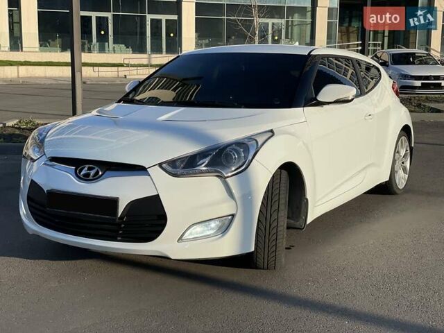 Хендай Велостер 2011 в Днепре (Днепропетровске) на Automoto.ua Белый Хендай Велостер, объемом двигателя 1.59 л и пробегом 120 тыс. км за 10000 $, фото 3 на Automoto.ua