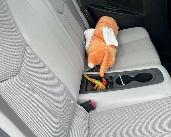 Белый Хендай Велостер, объемом двигателя 1.59 л и пробегом 190 тыс. км за 8600 $, фото 24 на Automoto.ua