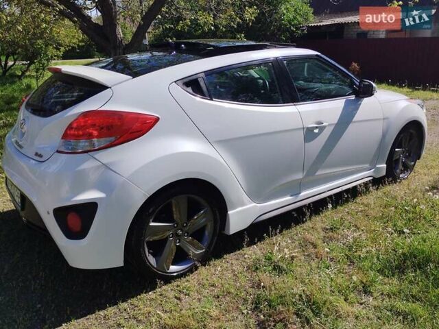 Белый Хендай Велостер, объемом двигателя 1.59 л и пробегом 159 тыс. км за 11000 $, фото 9 на Automoto.ua