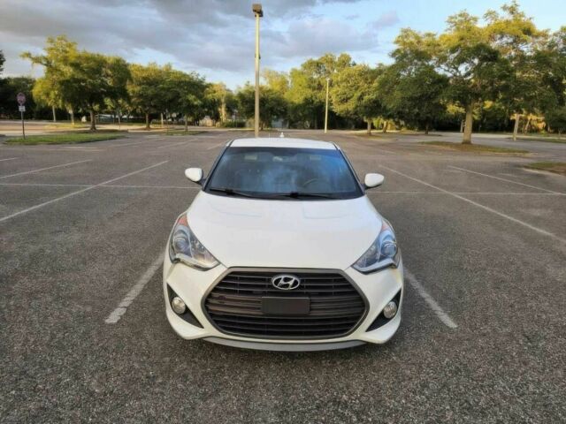 Белый Хендай Велостер, объемом двигателя 1.6 л и пробегом 71 тыс. км за 7000 $, фото 1 на Automoto.ua