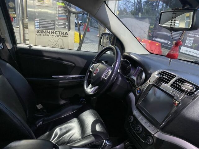 Белый Хендай Велостер, объемом двигателя 2 л и пробегом 3 тыс. км за 12900 $, фото 4 на Automoto.ua