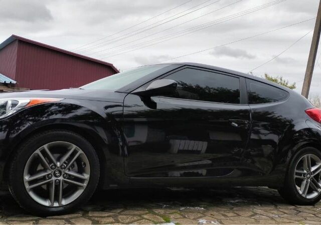 Черный Хендай Велостер, объемом двигателя 1.6 л и пробегом 120 тыс. км за 8870 $, фото 6 на Automoto.ua