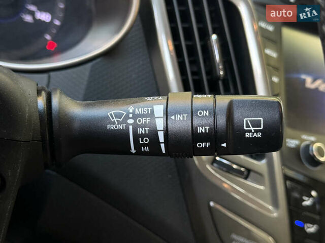 Черный Хендай Велостер, объемом двигателя 1.59 л и пробегом 171 тыс. км за 8500 $, фото 47 на Automoto.ua