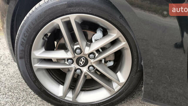 Чорний Хендай Велостер, об'ємом двигуна 1.6 л та пробігом 165 тис. км за 9500 $, фото 17 на Automoto.ua