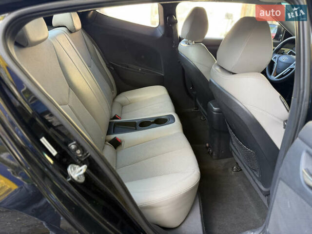 Черный Хендай Велостер, объемом двигателя 1.59 л и пробегом 171 тыс. км за 8500 $, фото 34 на Automoto.ua