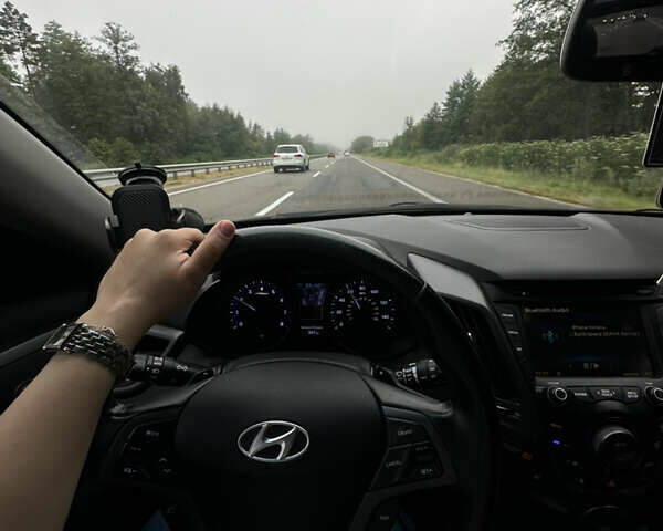 Чорний Хендай Велостер, об'ємом двигуна 1.6 л та пробігом 149 тис. км за 10900 $, фото 1 на Automoto.ua