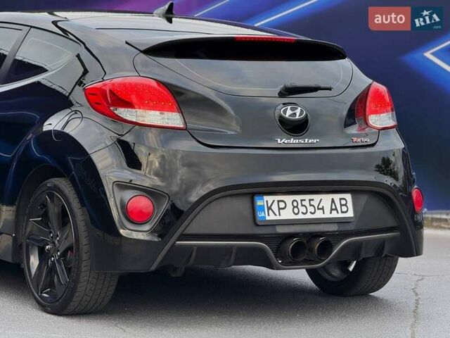 Черный Хендай Велостер, объемом двигателя 1.6 л и пробегом 113 тыс. км за 9299 $, фото 7 на Automoto.ua