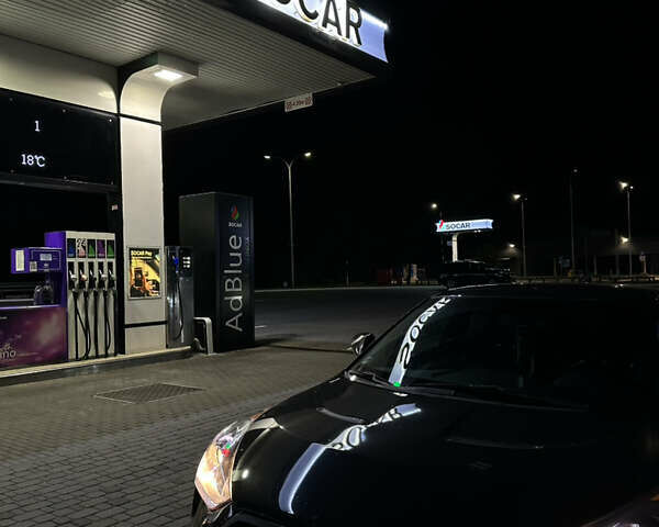 Чорний Хендай Велостер, об'ємом двигуна 1.6 л та пробігом 149 тис. км за 10900 $, фото 28 на Automoto.ua