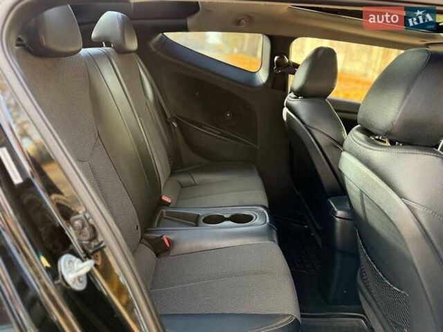 Чорний Хендай Велостер, об'ємом двигуна 1.59 л та пробігом 162 тис. км за 9499 $, фото 18 на Automoto.ua