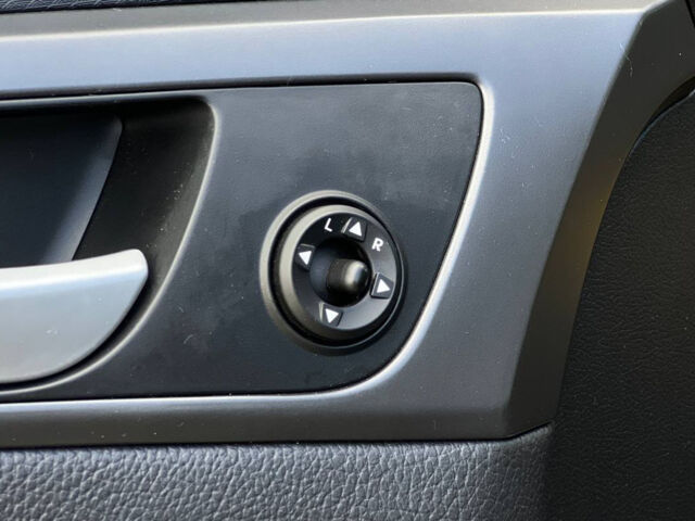 Чорний Хендай Велостер, об'ємом двигуна 1.6 л та пробігом 118 тис. км за 11000 $, фото 11 на Automoto.ua