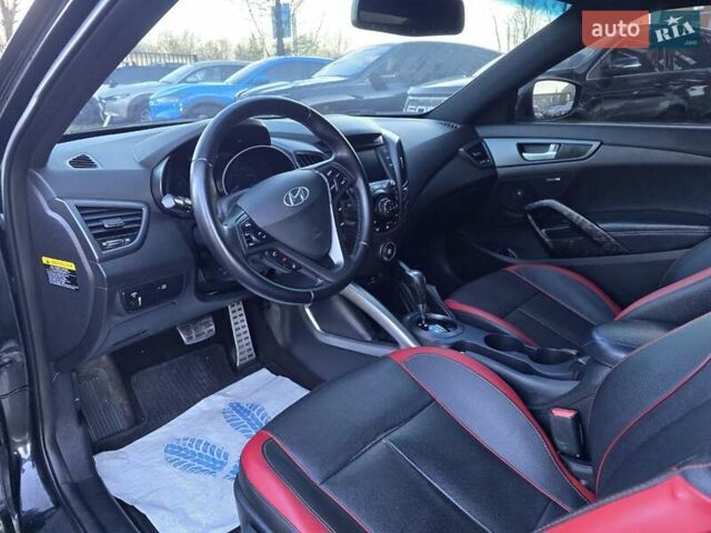Черный Хендай Велостер, объемом двигателя 1.6 л и пробегом 180 тыс. км за 9950 $, фото 12 на Automoto.ua